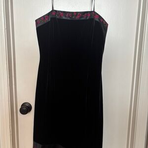 Papell Boutique Black Strapless Dress with Pink Floral Detail